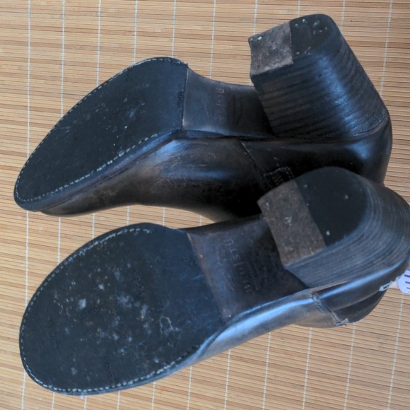 Bedstu sustainable brown leather  ankle boots, size 8 - Picture 8 of 15